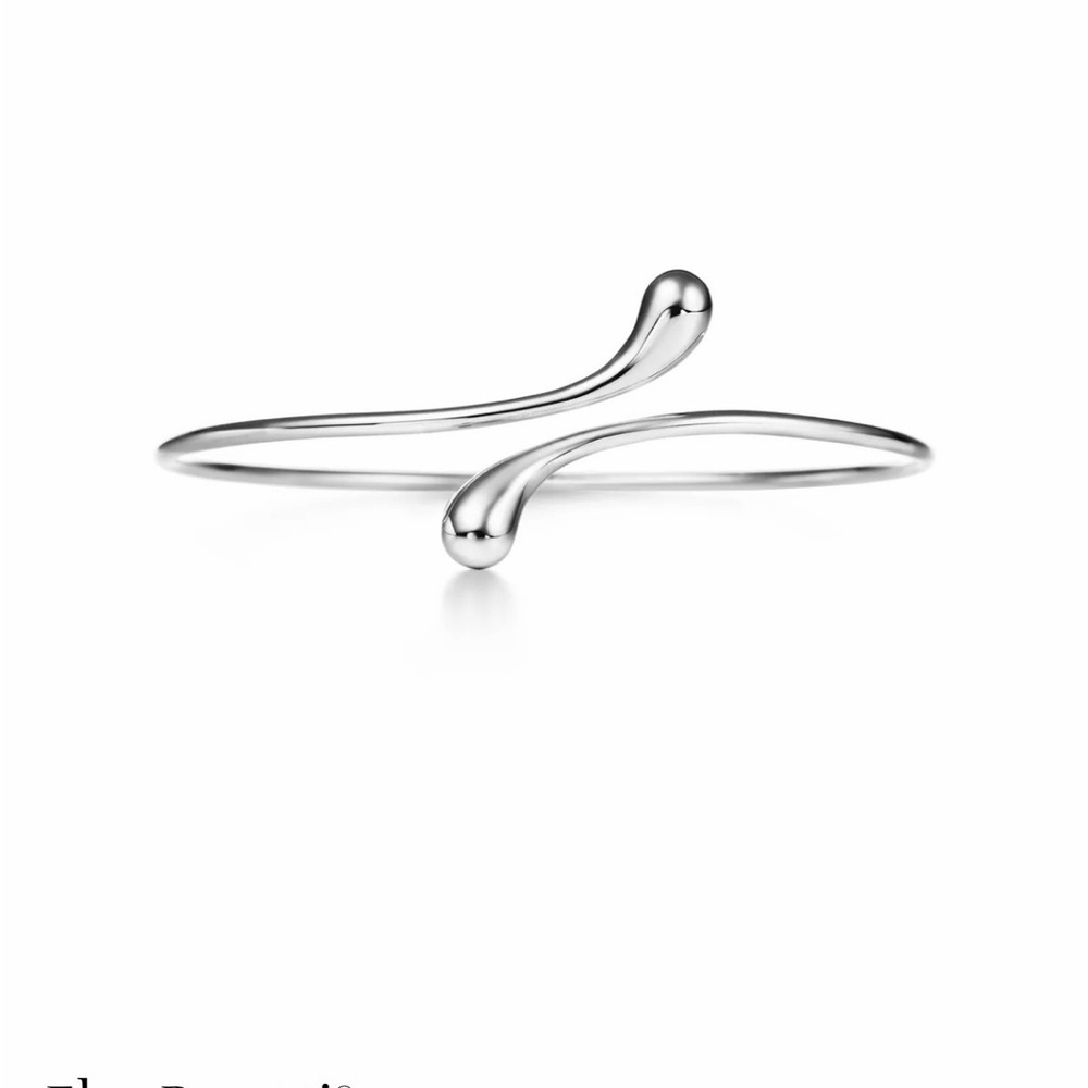 Elsa Peretti Elongated silver bangle
